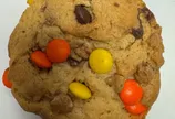 Reese’s Peanut Butter Craze Stuffed Cookies